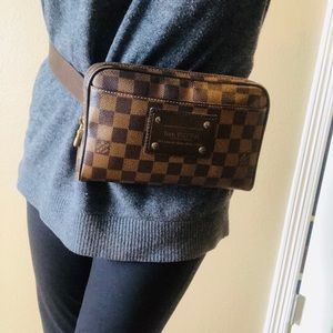 Authentic Louis Vuitton Brooklyn bum bag